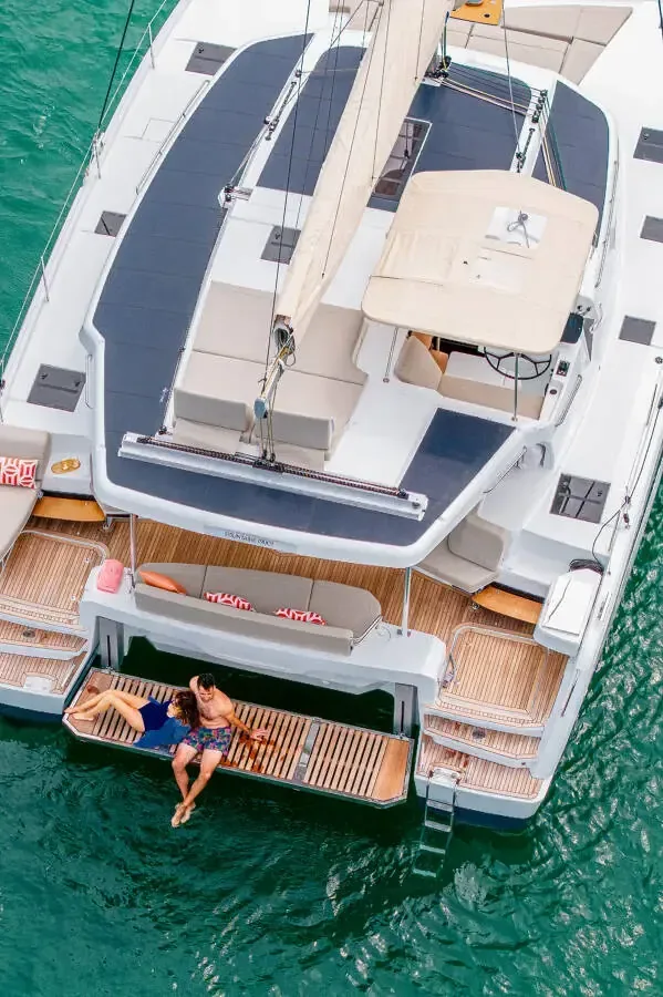 Fountaine Pajot FP 41 – Autonomie énergétique 1 Fountaine Pajot FP 41 – Autonomie énergétique 1