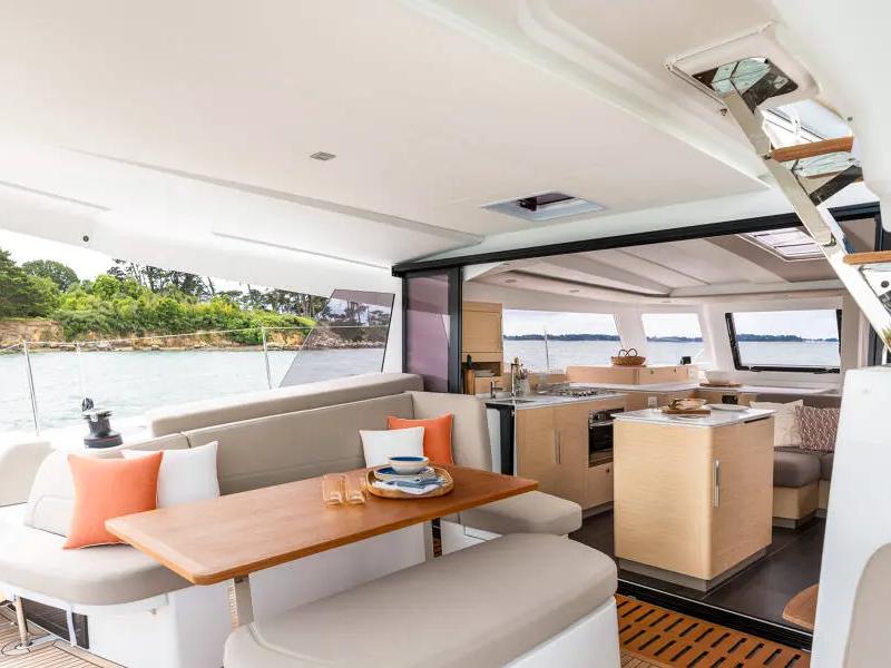 Fountaine Pajot FP 41 – photo 9 du catamaran neuf aux Antilles