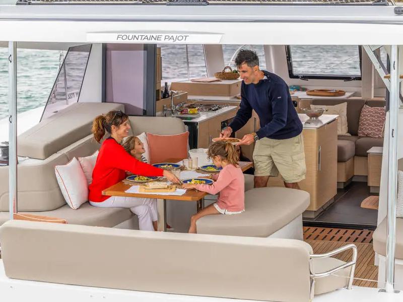 Fountaine Pajot FP 41 – photo 13 du catamaran neuf aux Antilles