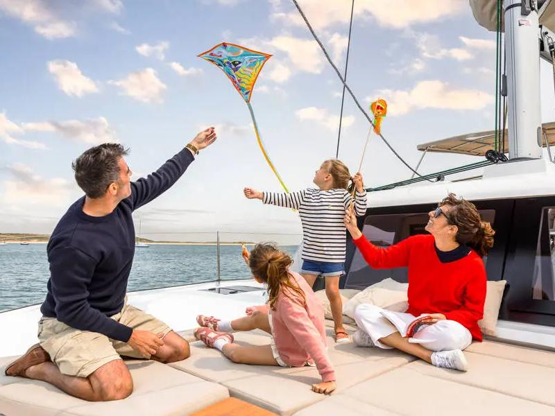 Fountaine Pajot FP 41 – photo 52 du catamaran neuf aux Antilles