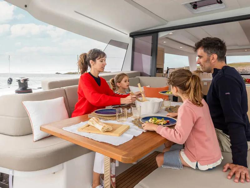 Fountaine Pajot FP 41 – photo 58 du catamaran neuf aux Antilles