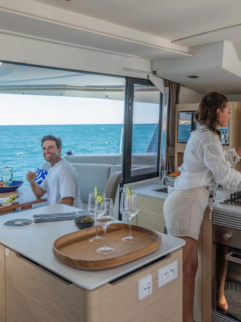 Fountaine Pajot FP 44 – photo 46 du catamaran neuf aux Antilles