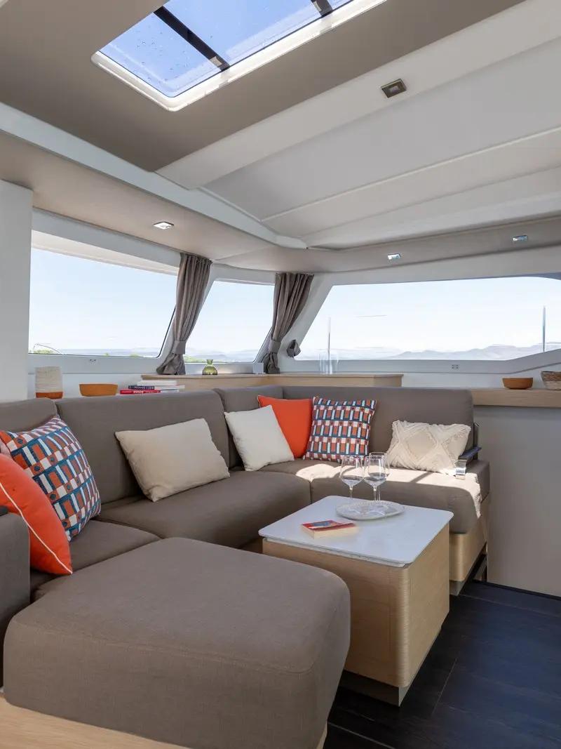 Fountaine Pajot FP 44 – photo 39 du catamaran neuf aux Antilles