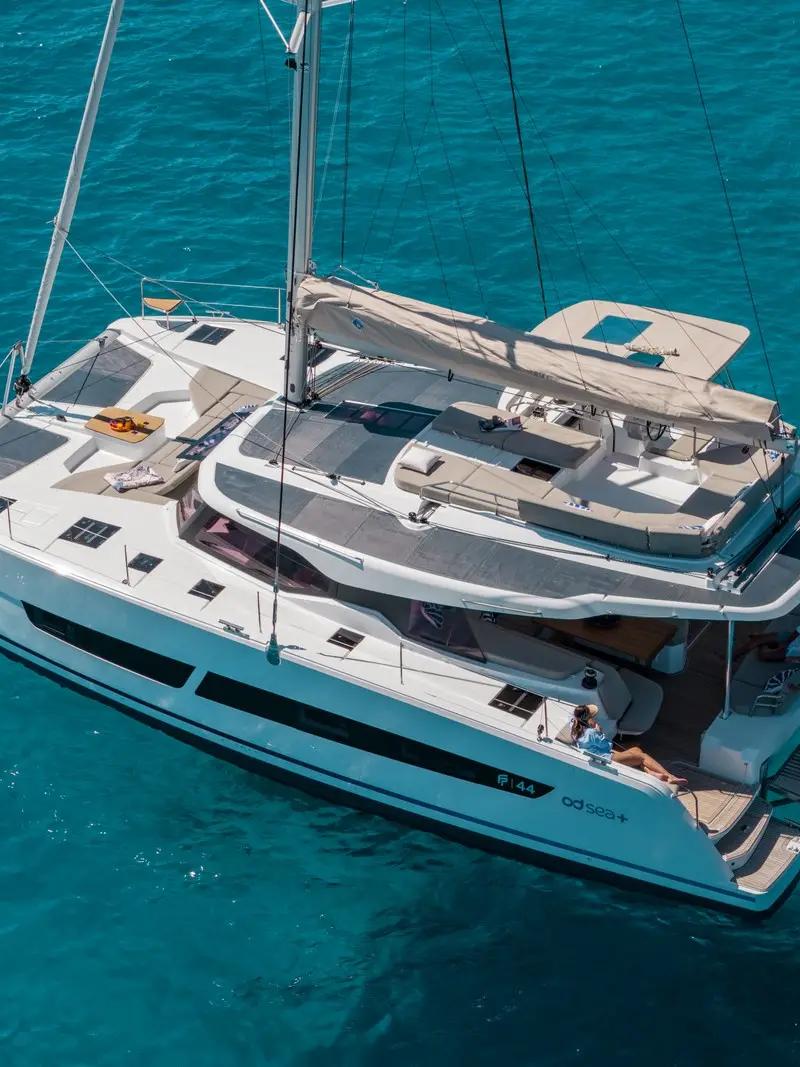 Fountaine Pajot FP 44 – photo 13 du catamaran neuf aux Antilles