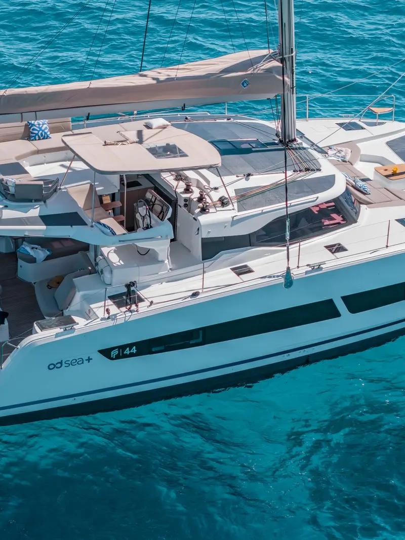 Fountaine Pajot FP 44 – photo 15 du catamaran neuf aux Antilles