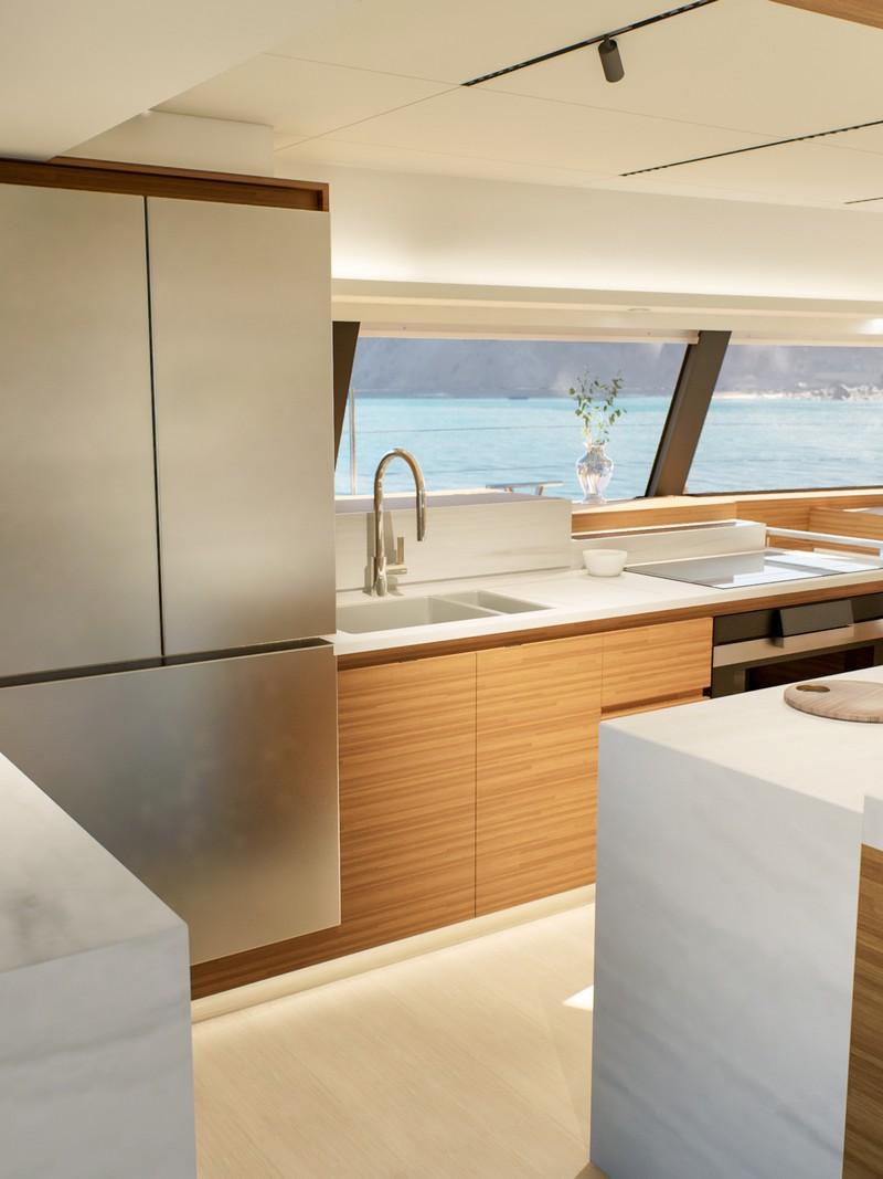 Fountaine Pajot 70 – photo 48 du catamaran neuf aux Antilles